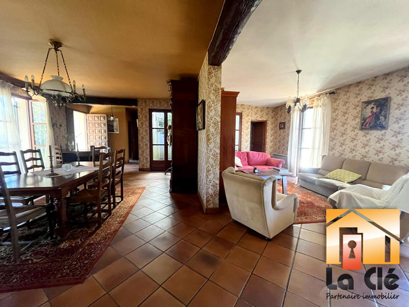 Maison - 145 m² - 5 pièces