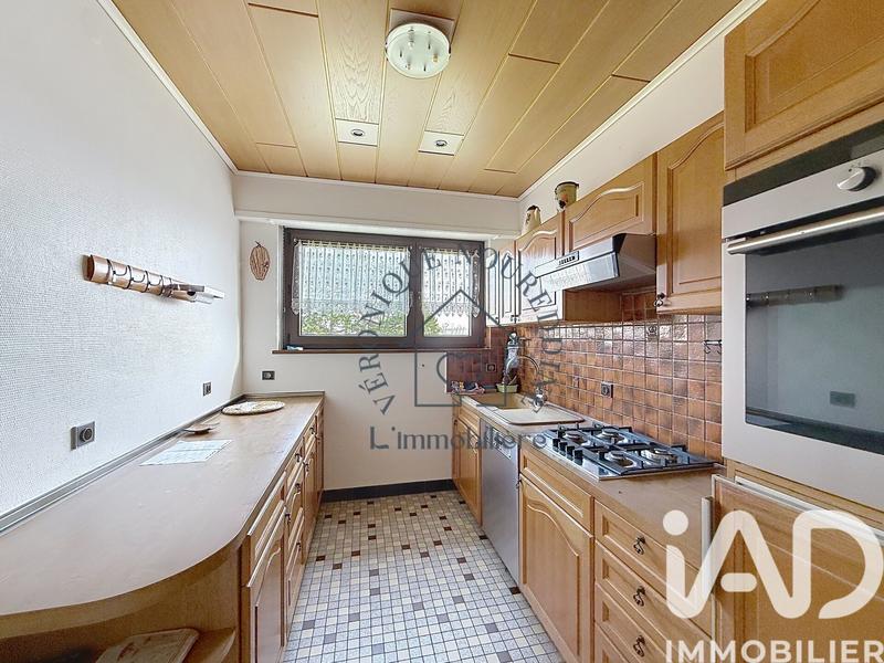 Maison - 187 m² - 8 pièces