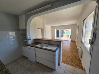 Appartement - 80 m² - 3 pièces