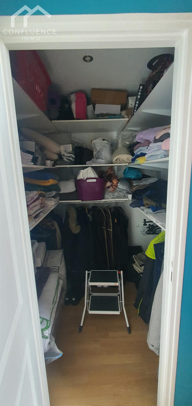 Maison - 203 m² - 7 pièces