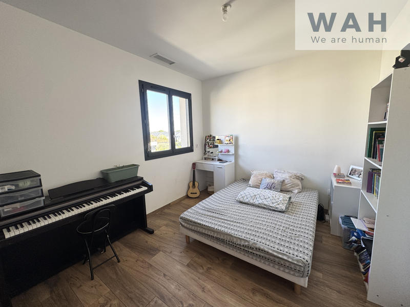 Maison - 151 m² - 6 pièces