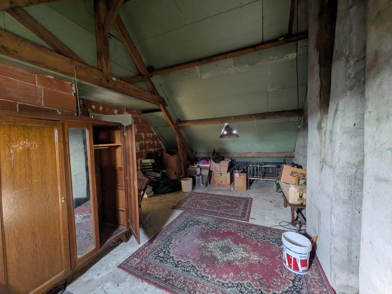 Maison - 250 m² - 7 pièces