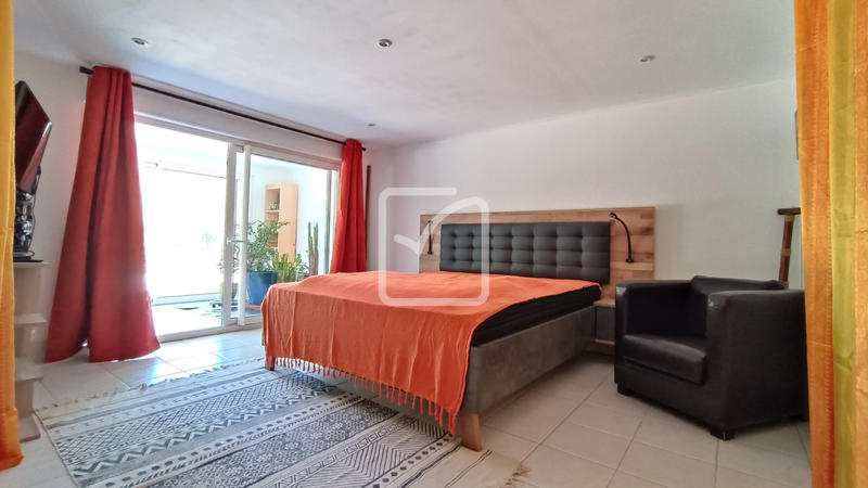 Maison - 171 m² - 7 pièces