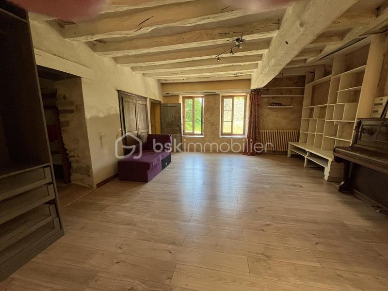 Maison - 210 m² - 6 pièces