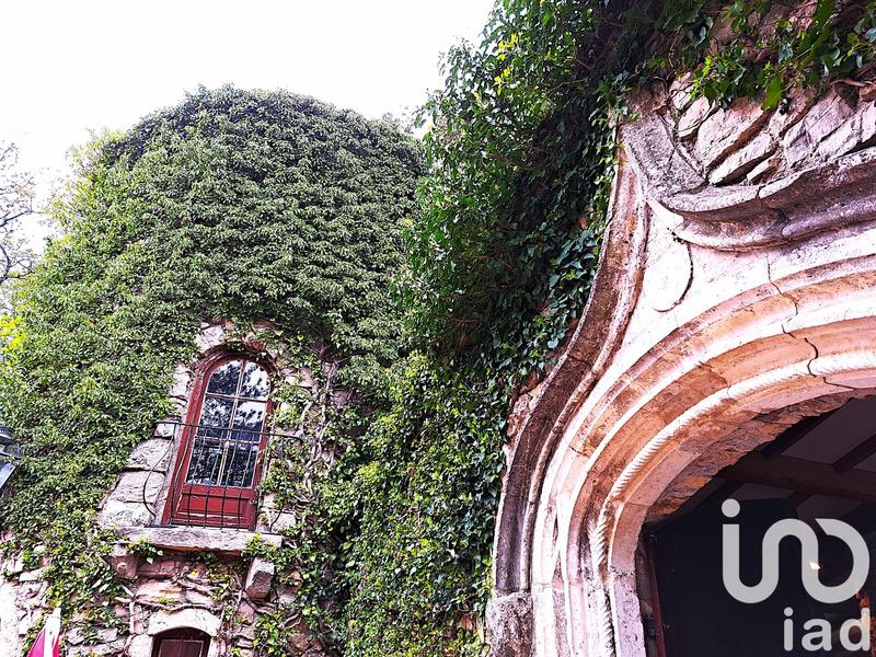 Maison - 200 m² - 10 pièces