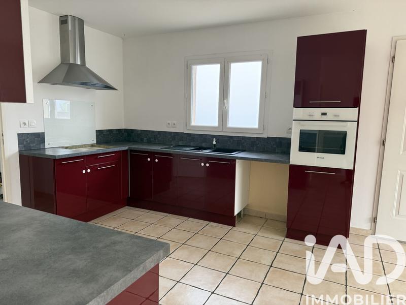 Maison - 95 m² - 5 pièces