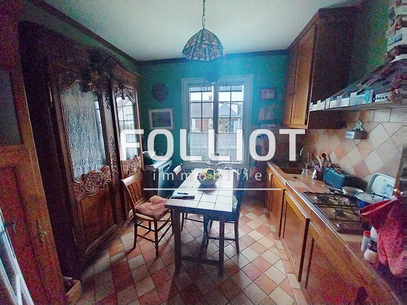 Maison - 155 m² - 10 pièces