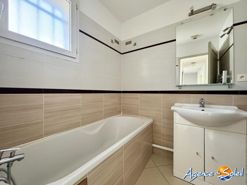 Maison - 79 m² - 6 pièces