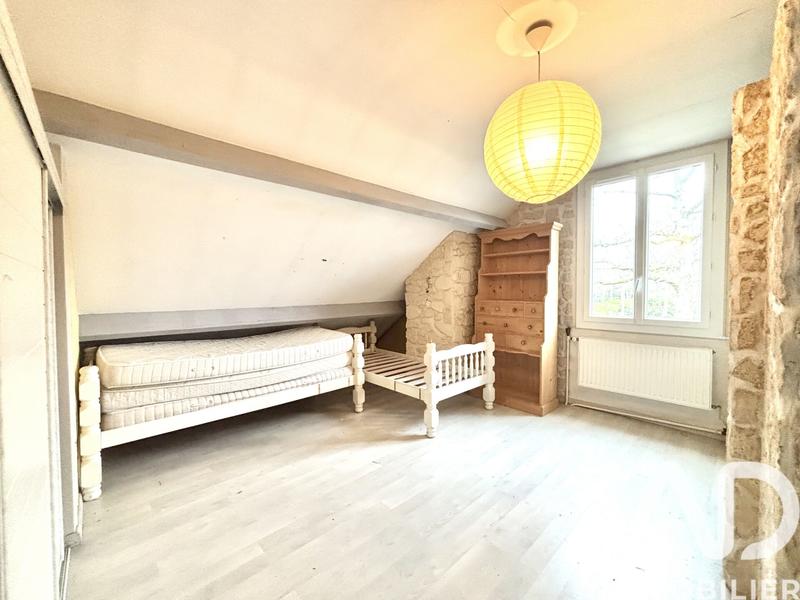 Maison - 101 m² - 5 pièces