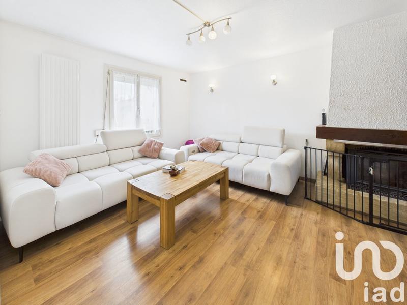 Maison - 99 m² - 4 pièces