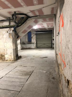 Parking / Garage - 177 m²