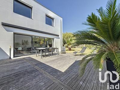 Maison - 125 m² - 6 pièces