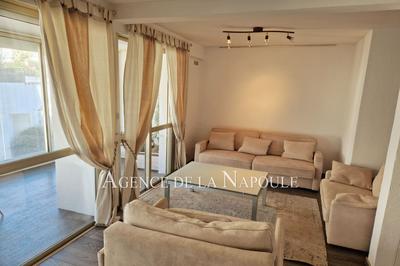 Appartement - 80 m² - 3 pièces