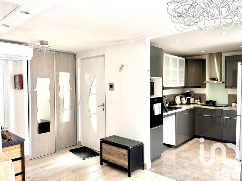 Maison - 87 m² - 5 pièces