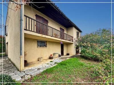 Maison - 98 m² - 4 pièces