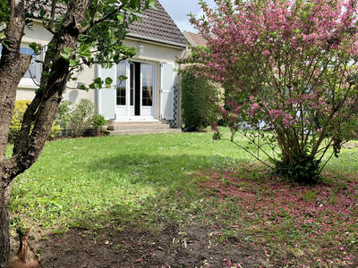 Maison - 98 m² - 5 pièces