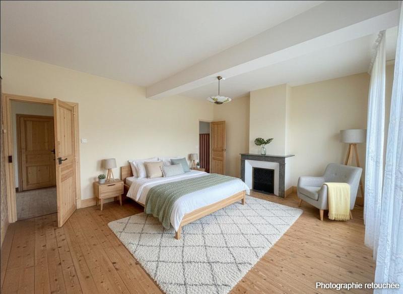 Maison de village - 146 m² - 9 pièces