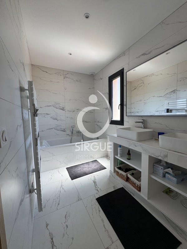 Villa - 167 m² - 5 pièces