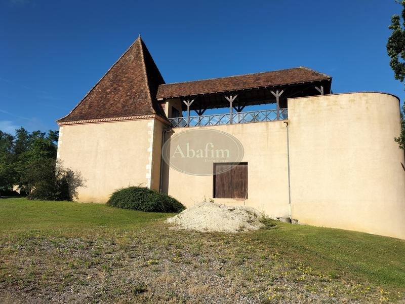 Maison - 181 m² - 8 pièces