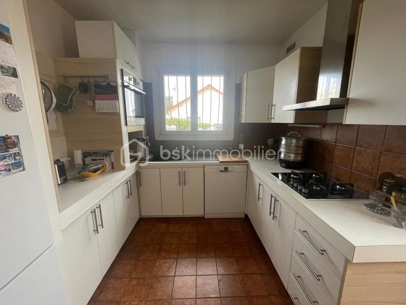 Maison - 175 m² - 7 pièces