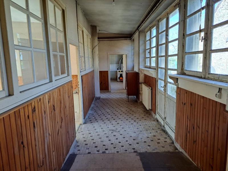 Maison - 200 m² - 5 pièces