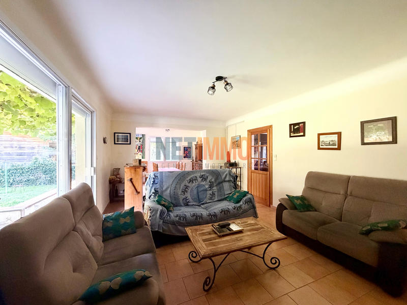 Villa - 168 m² - 6 pièces