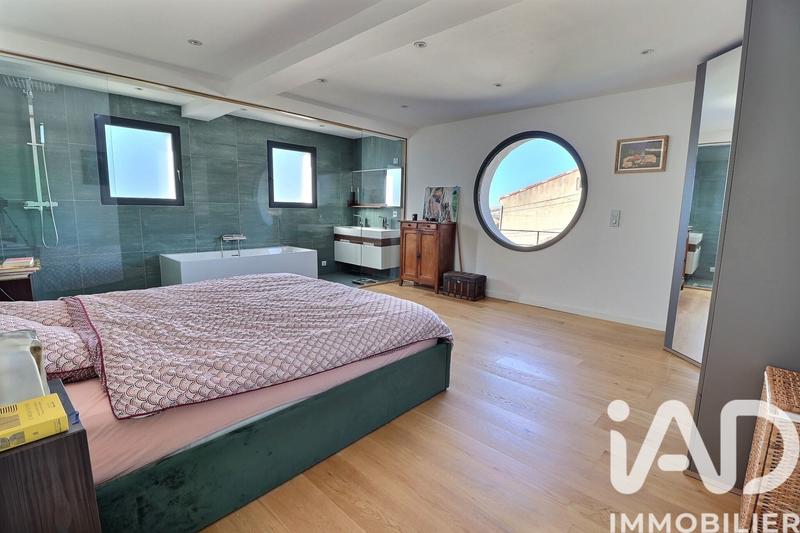 Maison de maîtres - 270 m² - 7 pièces