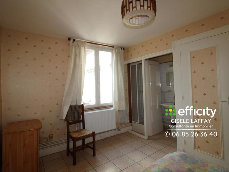 Maison - 324 m² - 10 pièces