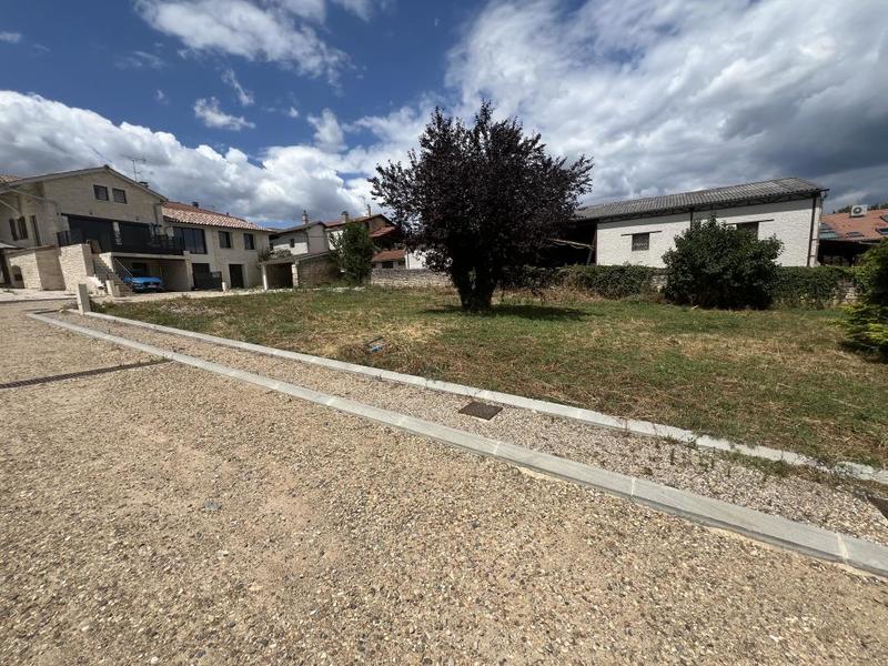 Terrain constructible - 372 m²
