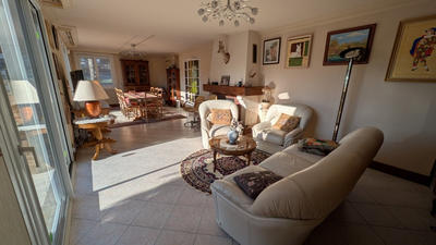 Maison - 283 m² - 7 pièces