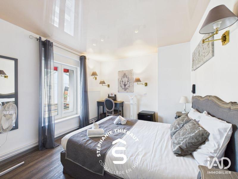 Local commercial - 407 m²