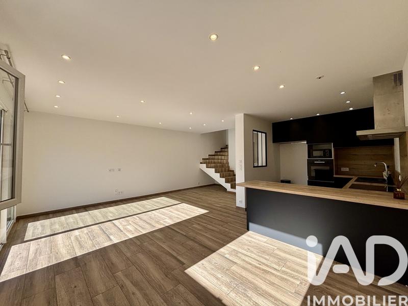 Maison - 77 m² - 4 pièces
