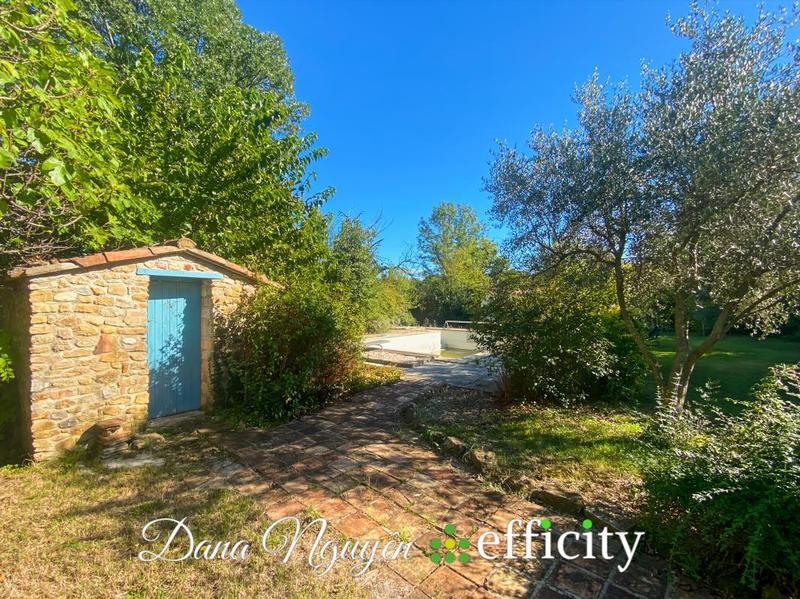 Mas - 259 m² - 9 pièces