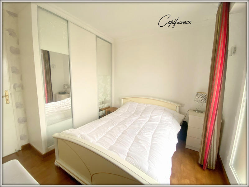 Appartement - 99 m² - 5 pièces