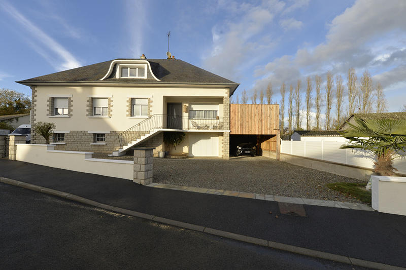 Maison - 166 m² - 8 pièces