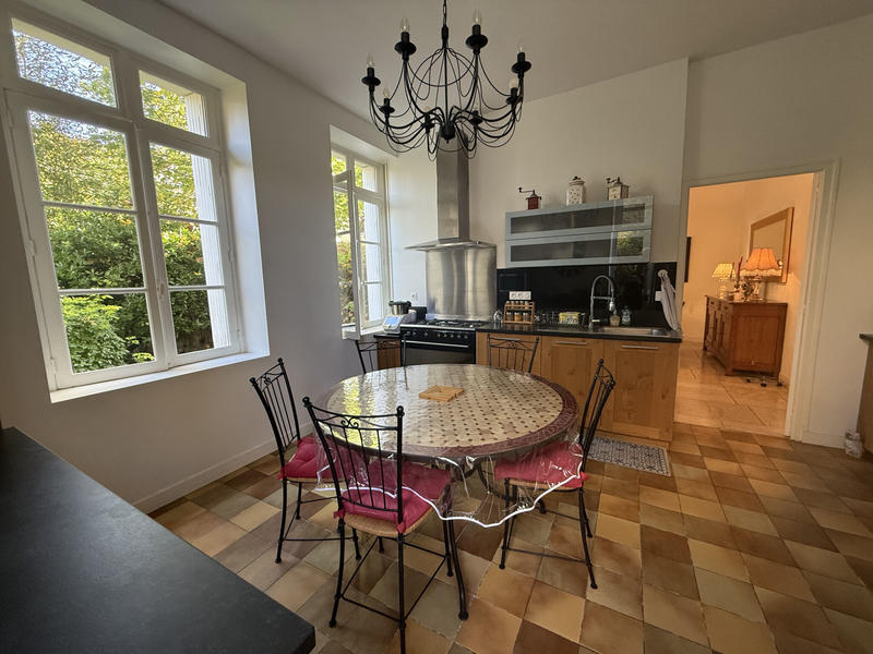 Maison - 191 m² - 7 pièces