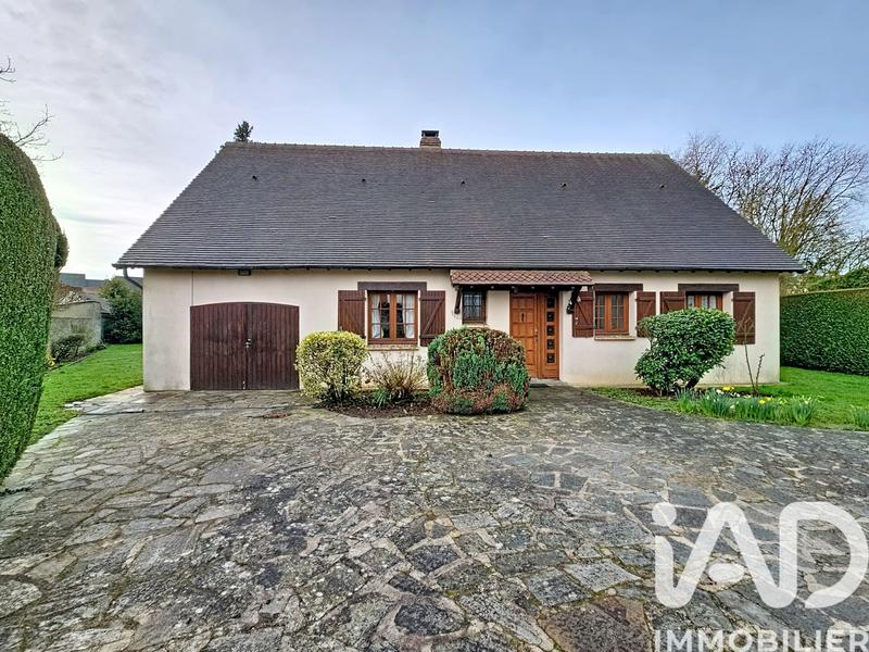 Maison - 202 m² - 5 pièces