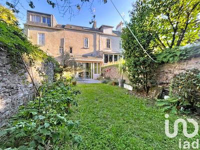 Maison - 107 m² - 6 pièces