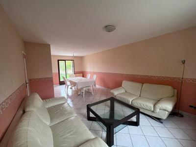 Maison - 99 m² - 4 pièces