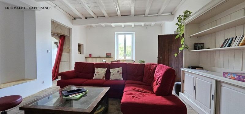 Maison - 285 m² - 9 pièces