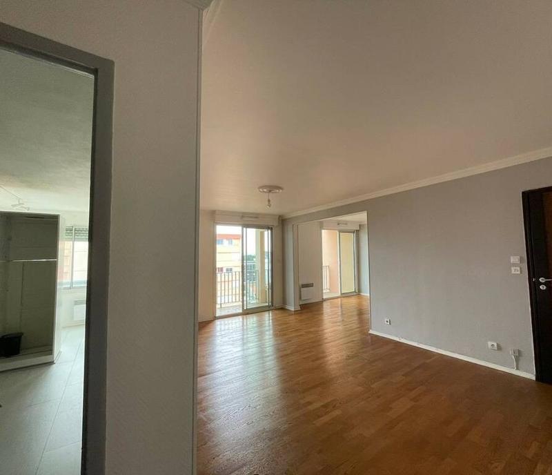 Appartement - 85 m² - 3 pièces