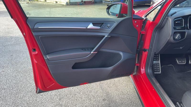 Volkswagen Golf VII 2.0 Tsi 245 Dsg7 Gti Performance - Automatique