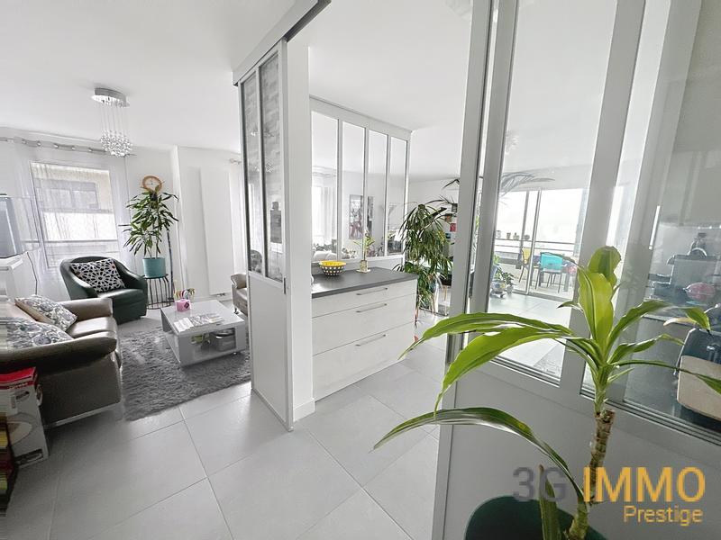 Appartement - 82 m² - 3 pièces