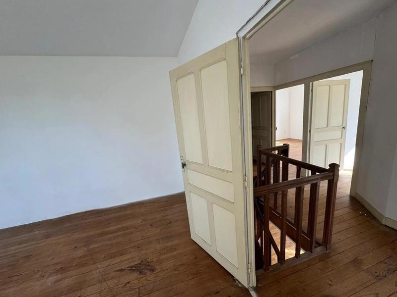 Maison - 198 m² - 6 pièces