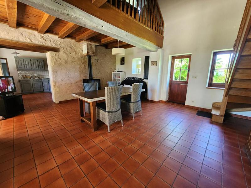 Maison - 255 m² - 7 pièces