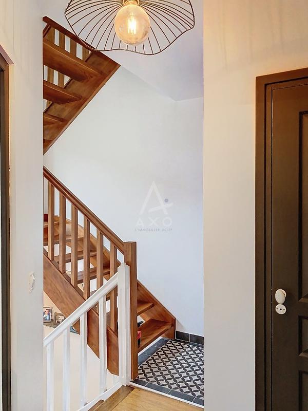 Maison - 100 m² - 4 pièces