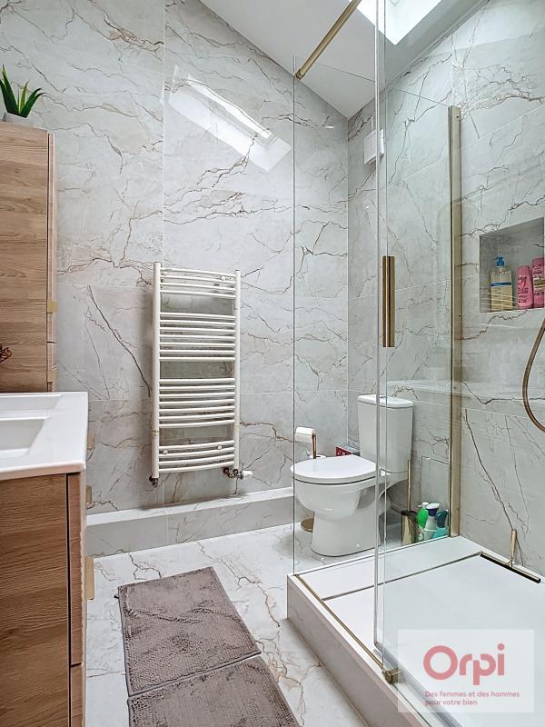 Maison - 187 m² - 7 pièces