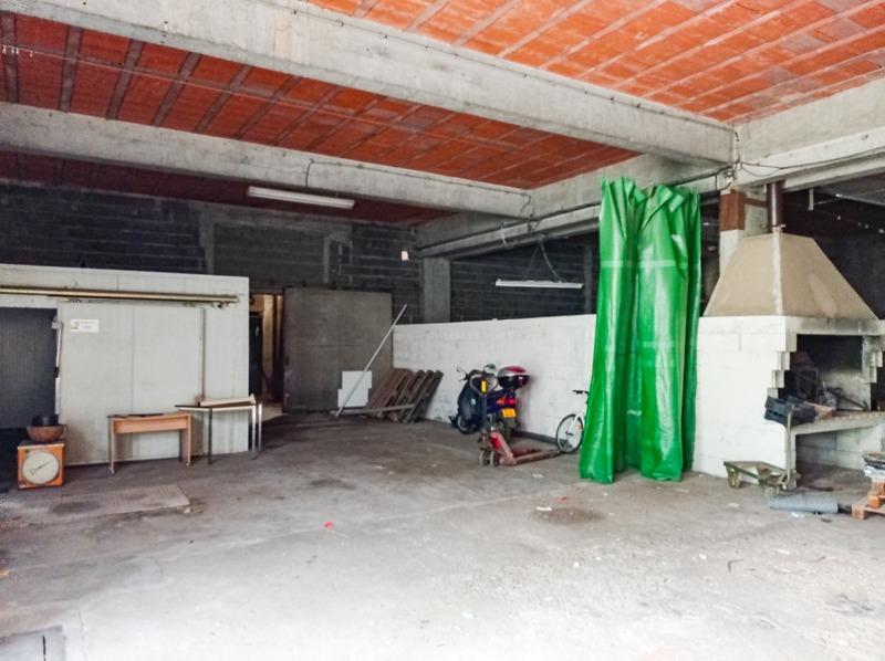 Entrepôt - 950 m² - 7 pièces