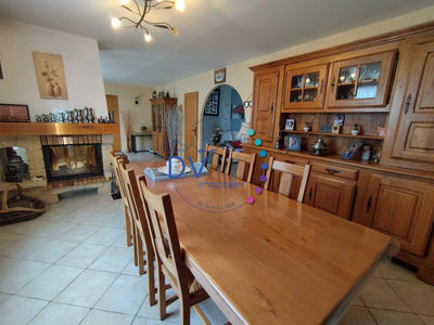 Maison - 170 m² - 8 pièces