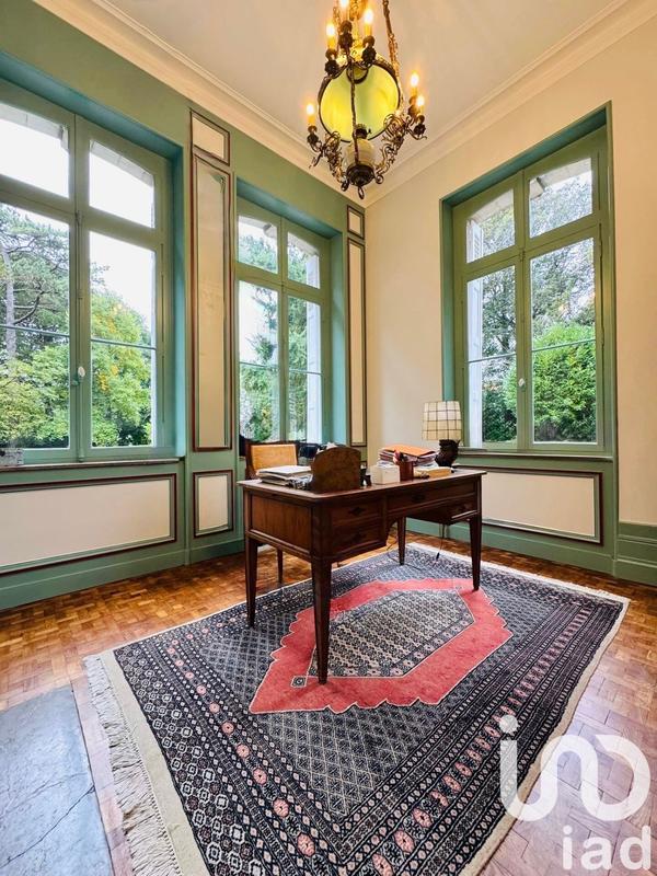 Château - 342 m² - 8 pièces